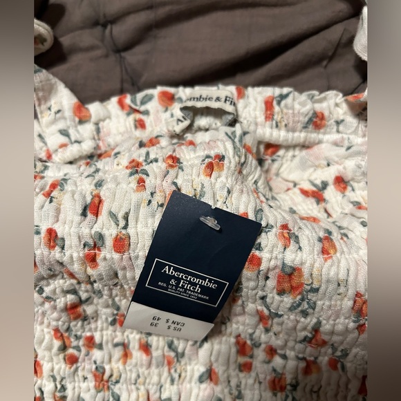 Abercrombie and Fitch Peach Tie Crop Top XS - Picture 2 of 3